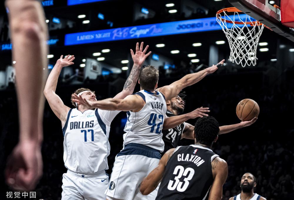 赛中用拼搏 赛中用拼搏