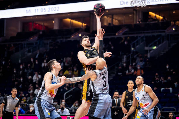 参与体育运 参与体育运